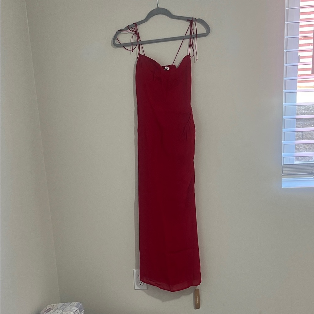 NWT Reformation Kourtney Dress in Cherry Red - Picture 8 of 13